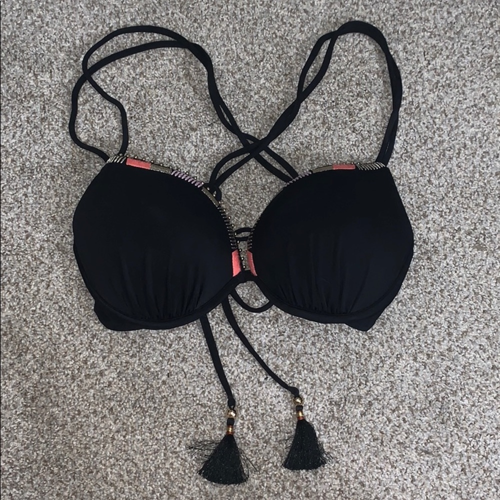 Victoria’s Secret bikini top